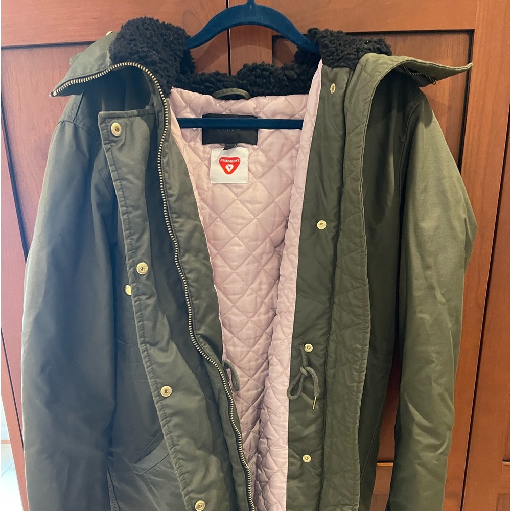 J. Crew Primaloft Waterproof Winter Coat. Size L. Great Condition.